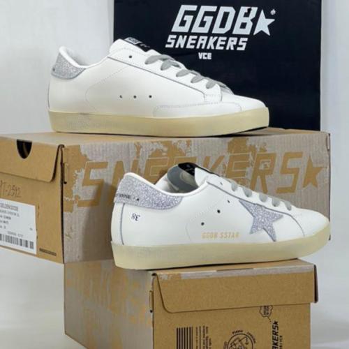كاجول نسائي جولدن جوس. GOLDEN GOOSE