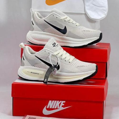 حذاء طبي نايك. NIKE. ZOOM...X