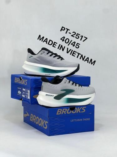 حذاء رياضي جليسرين ماكس 2 للرجال من بروكس. BROOKS