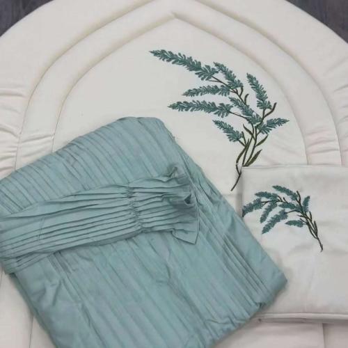 طقم صلاة نسائي مشجر مطرز