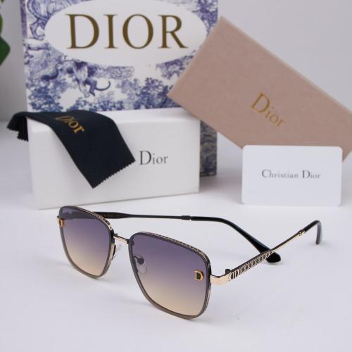 نظارة ديور شمسية