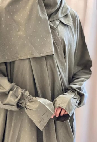 شرشف صلاة نسائي منقط بخامة باردة