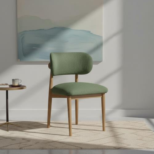 كرسي خشب زان طبيعي بتفصيل يدوي يبرز جمال الخامة ال...