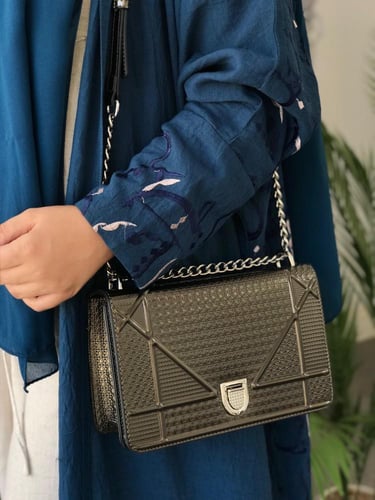 حقيبة ديور ديوراما - ذهبي لامع | Dior Diorama Bag...