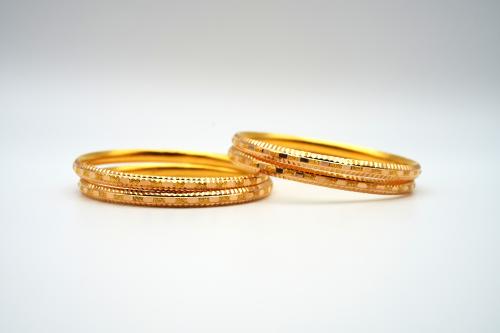 4 غوايش عيار 21 الوزن 30 جرام مقاس 19