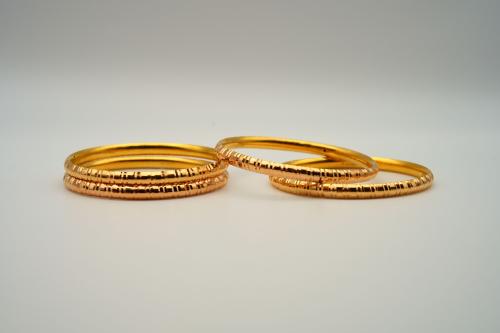 4 غوايش عيار 21 الوزن 51.4 جرام مقاس 20