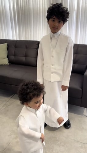 ثوب مع سديري العيد ولادي