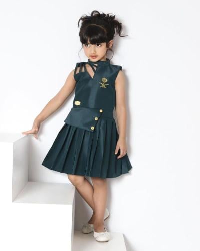 فستان بناتي أنيق يوم التاسيس