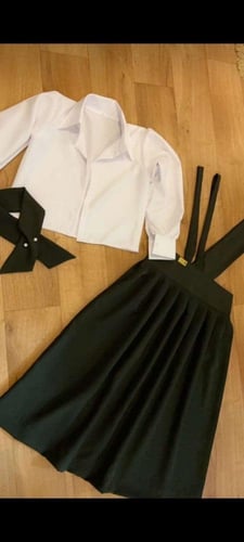 مريول مدرسي كحلي او زيتي او وردي او فوشي