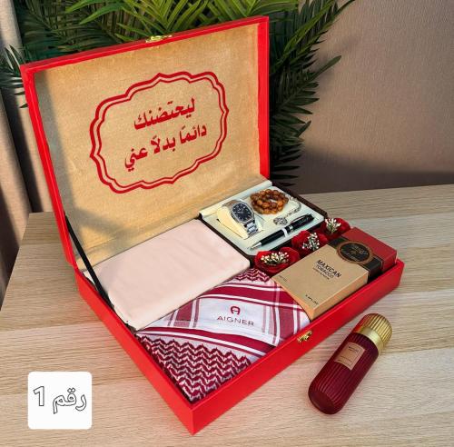 هدايا رجاليه شبابية طقم ماركة اجنر