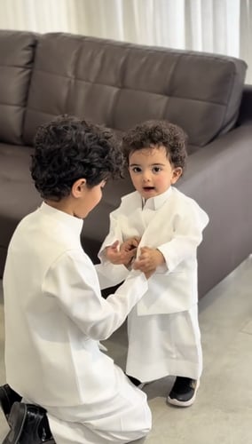 ثوب مع سديري العيد ولادي