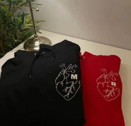 بلوفر هودي احمر