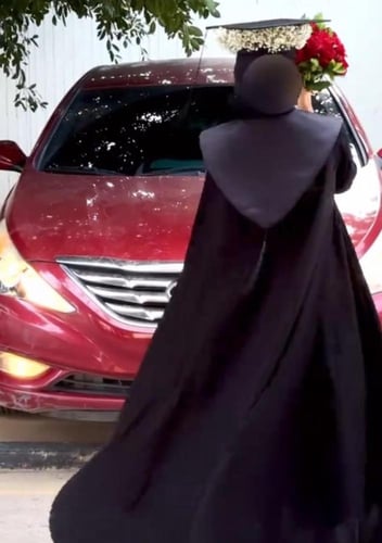 عباية تخرج