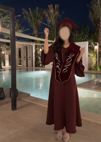 عبايات تخرج 2026