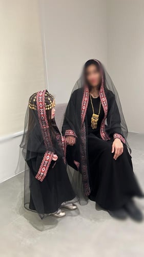 فستان شمالي انيق للام او البنت