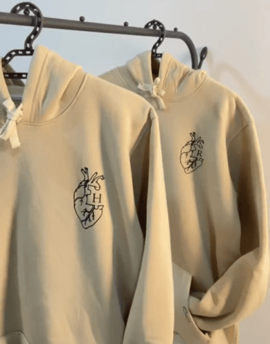 بلوفر يارفيق العمر والدرب