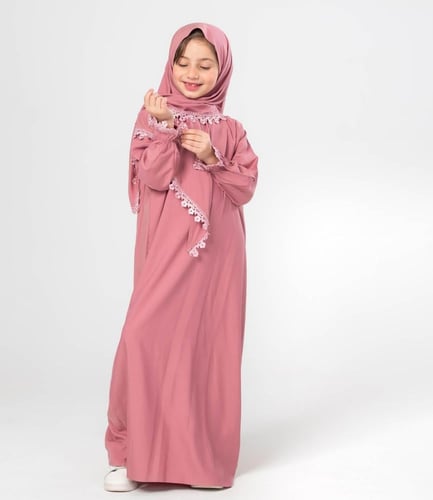 طقم صلاة أطفال مع طرحة مطرزة -وردي