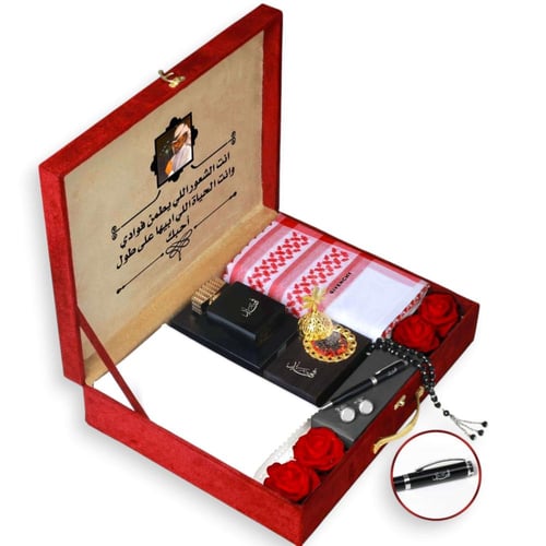 هدية صيفية فاخرة للرجال | شماغ وقماش مع كتابة اسم