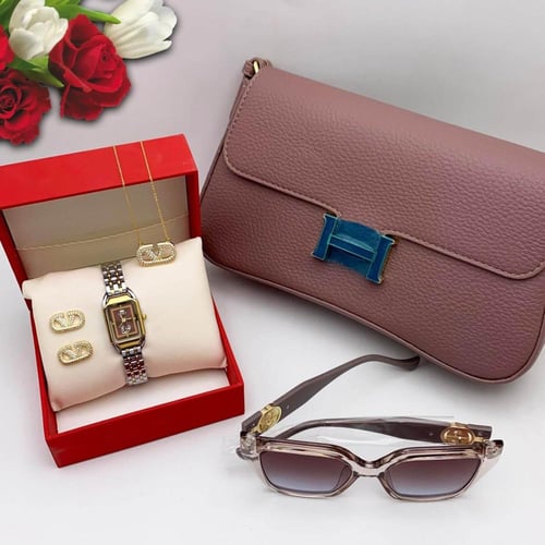 طقم هدايا نسائي فاخر - ساعة، مجوهرات، شنطة مع كرت...