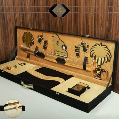 بوكس هدية رجالية ملكية فاخرة - تصميم حسب الطلب