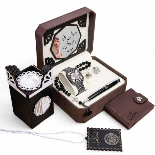 طقم رجالي فاخر - مجموعة متكاملة بإضافات شخصية