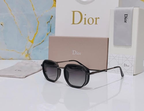 نظارة شمسية رجالية بتصميم هندسي عصري