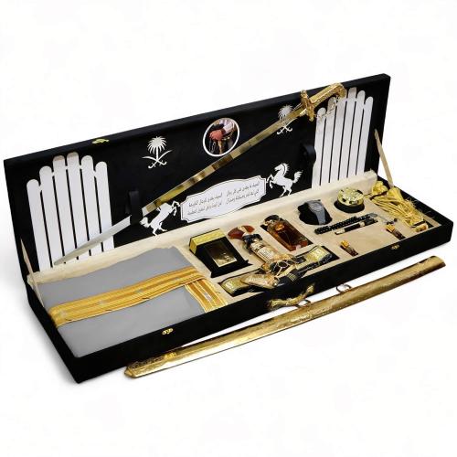 بوكس هدية ملكية فاخرة مع خنجر وسيف عربي | الأصيل ب...