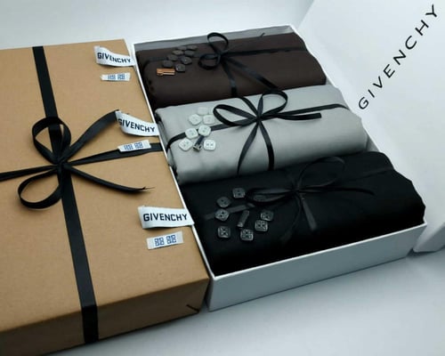 طقم قماش شتوي مع إكسسوارات مميزة