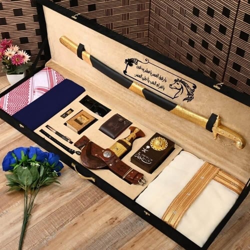 بوكس ملكي رجالي فاخر - هدية متكاملة تعكس الفخامة