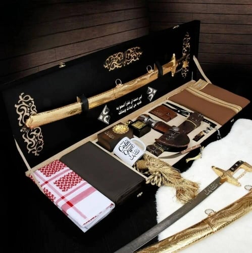 بوكس ملكي فاخر - هدية تجمع بين التراث والفخامة