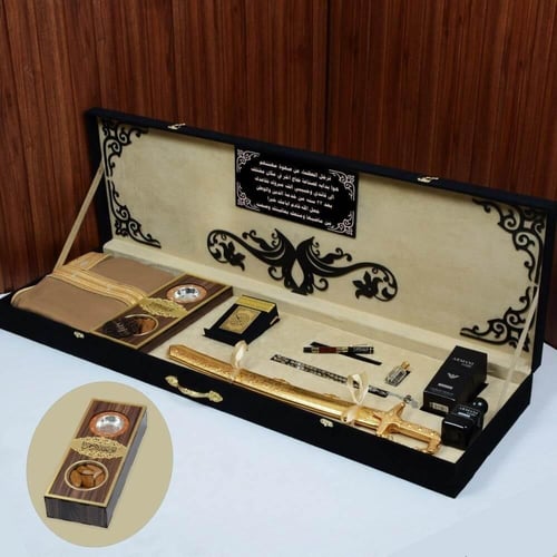 بوكس رجالي فاخر - مشلح وطني وسيف محفور مع تصميم مل...