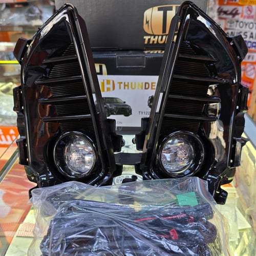 كشاف ليد ضباب يارس 2024