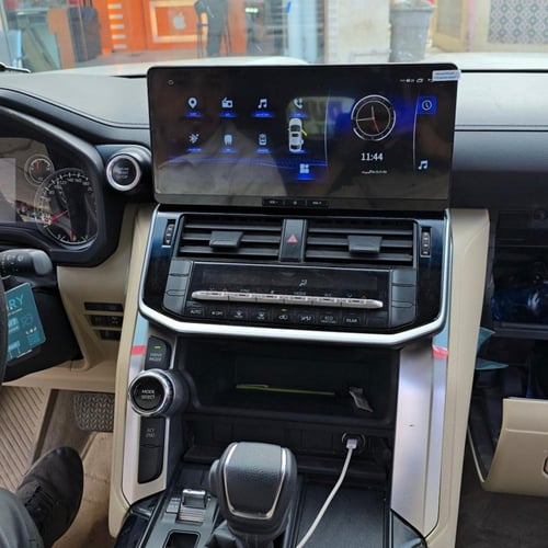 شاشة لاند كروزر 2025 رام 8 ذاكرة 128