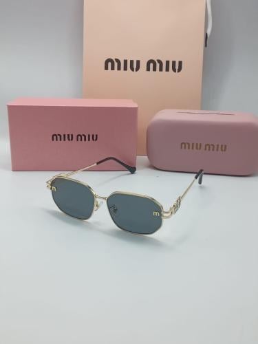 نظارة Miu Miu