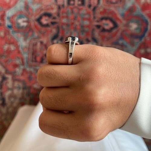 خاتم ملكي اسود معرق