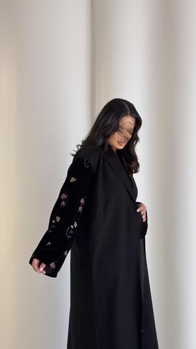 عباية موديل كتان و مخمل