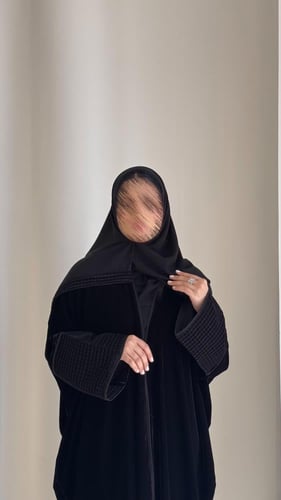 عباية شتوية مخمل بشت