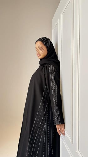 عباية كتّان بتطريز