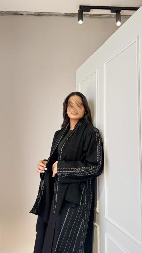 عباية كتّان بتطريز