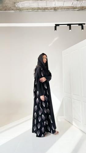 عبايه تدخيلات على تطريز