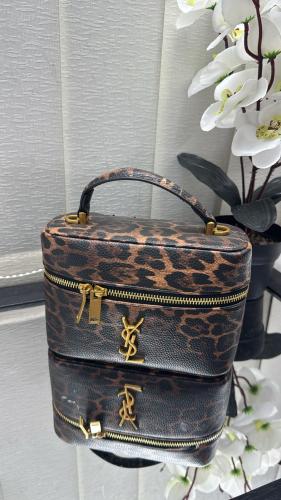 Yves saint Laurent