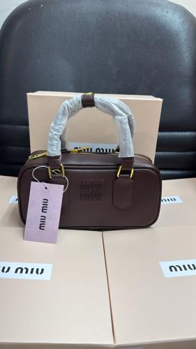 MIU MIU