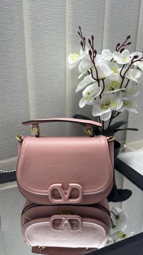 VALENTINO