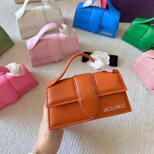 شنطة جاكيموس JACOUEMUS