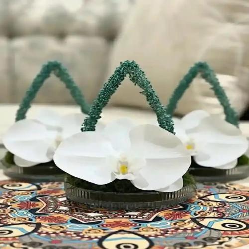 تنسيق فازة زجاج بورد الأوركيد الأبيض - لتنسيق طاول...