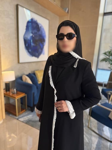 عباية Ruffle Noir