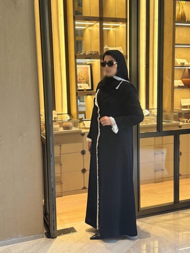 عباية Ruffle Noir