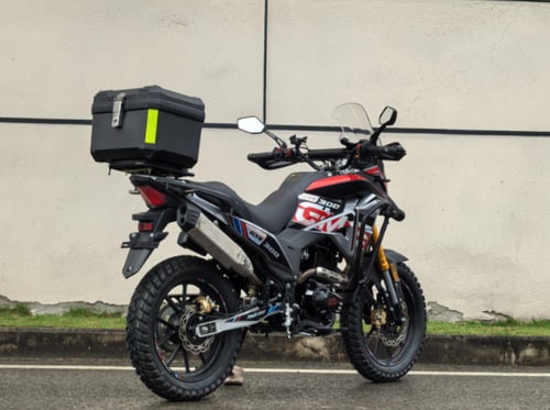 دراجة نارية ادفنشر باور سبورت GSX300 اسود - احمر