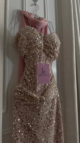 فستان إعتماد