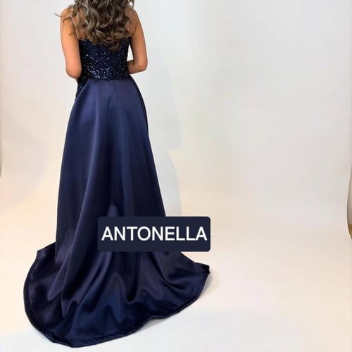 فستان ملفته